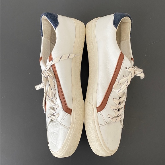 Madewell Sidewalk Low-Top Sneakers in Leather and Suede - Picture 7 of 12